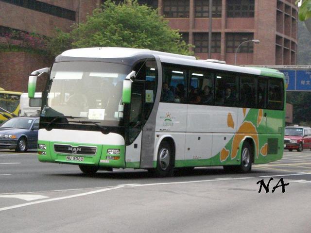 NU8062